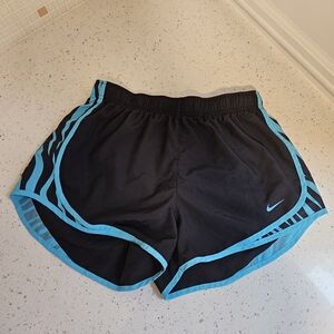 Women Medium Nike Dri Fit Running Shorts Euc